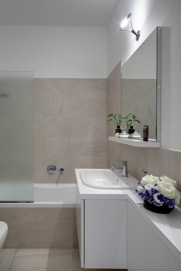 Contempora Apartments - Elvezia 8 - E22 Милан Экстерьер фото